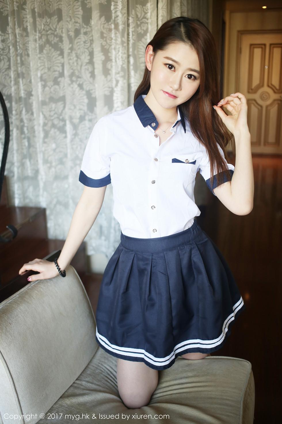 养眼艾然Airan短裙学生装+性感兔女郎完美绝美写真51P 2