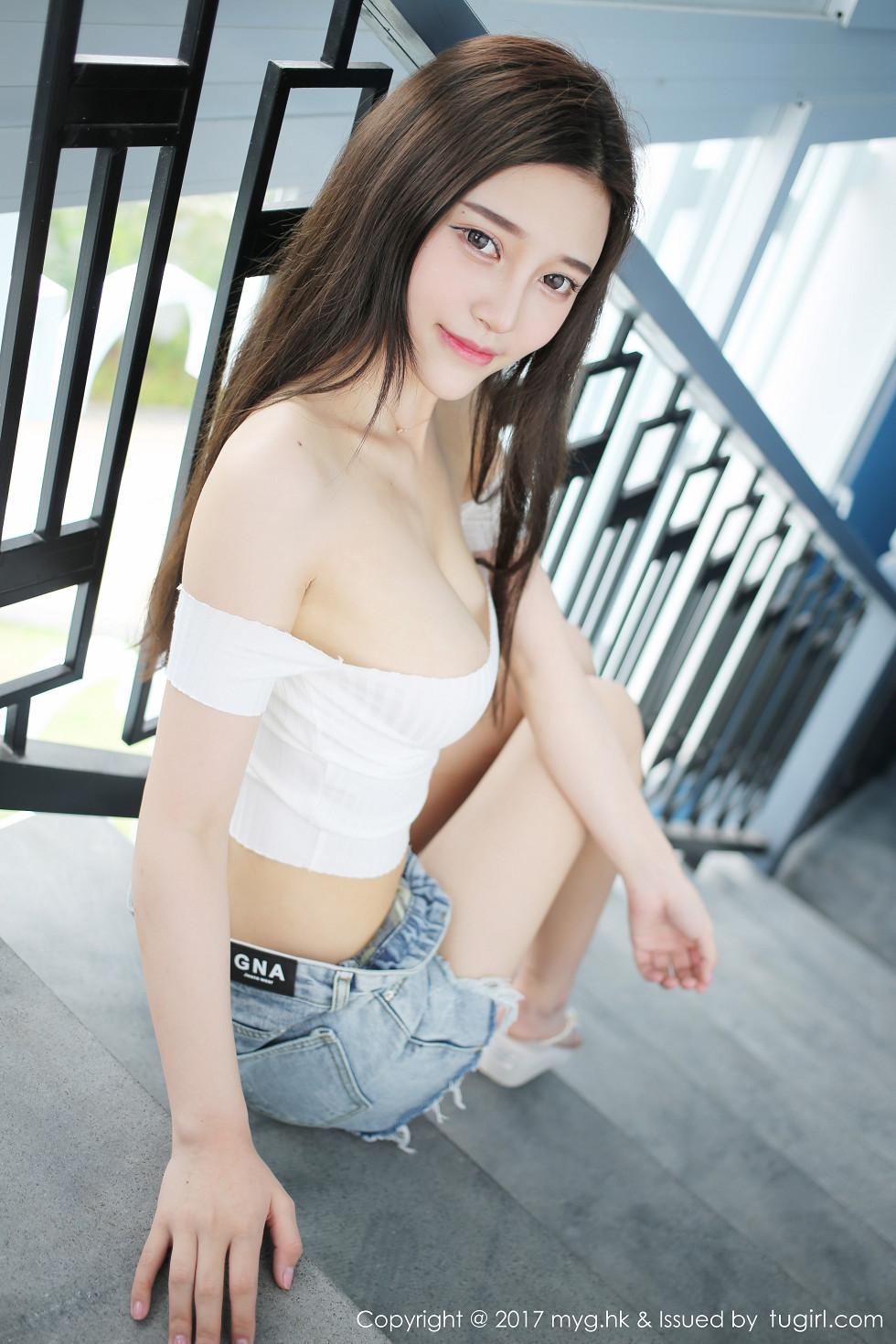 唐琪儿il心愿旅拍脱牛仔短裤秀透视蕾丝内裤绝美写真49P 6