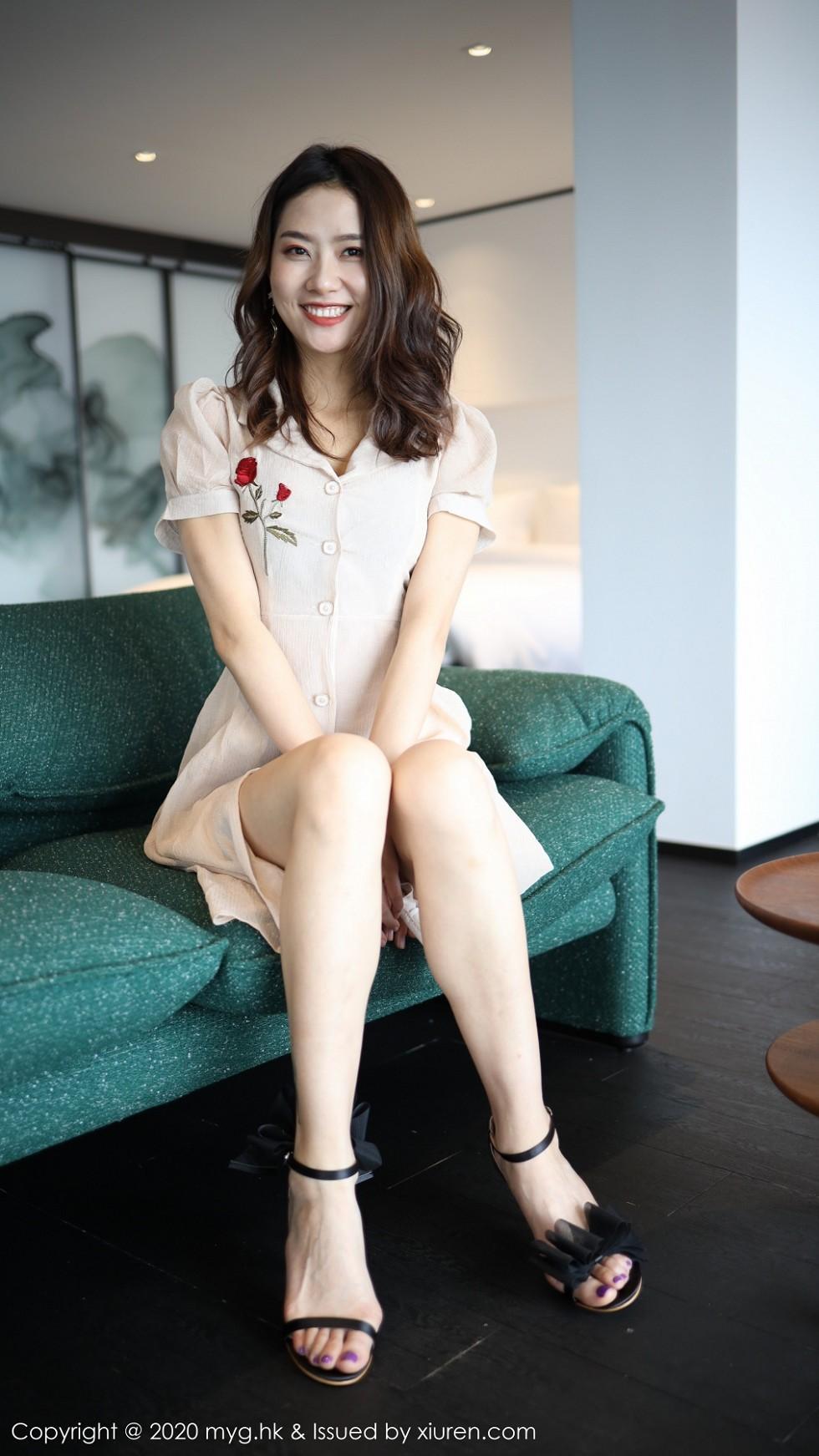 方子萱大理旅拍私房典雅长裙半脱秀完美身材绝美写真92P 8