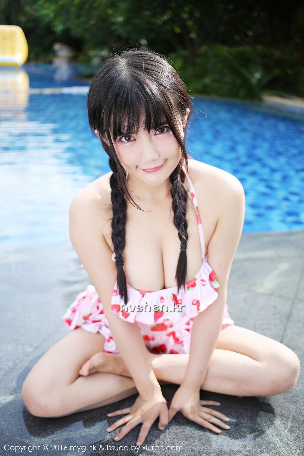 Big Bust Cui Guai Yi Sexy Floral Bikini Youthful Big Bust Stunning Photoshoot 54P 6